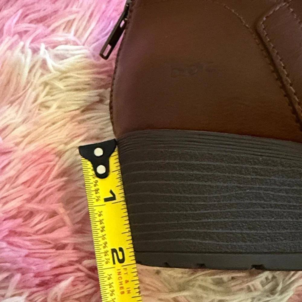Chic Brown Faux  Leather Ankle Boots NWOT!